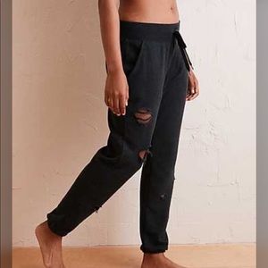 AERIE- Destroyed City Jogger Sweats- Black- Small
